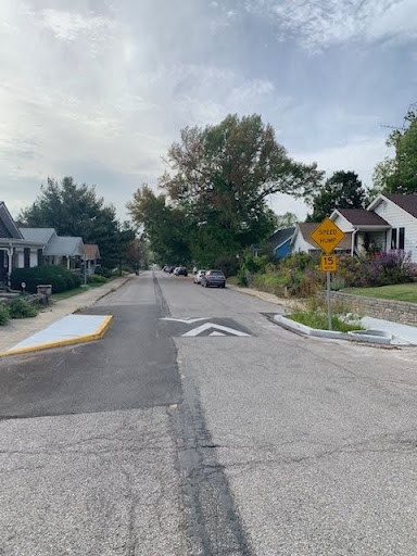 speed hump and bump-outs on W Allen St