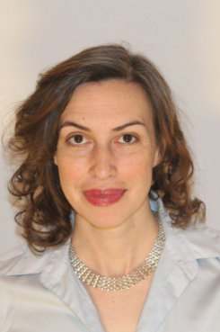 Holly Warren head shot